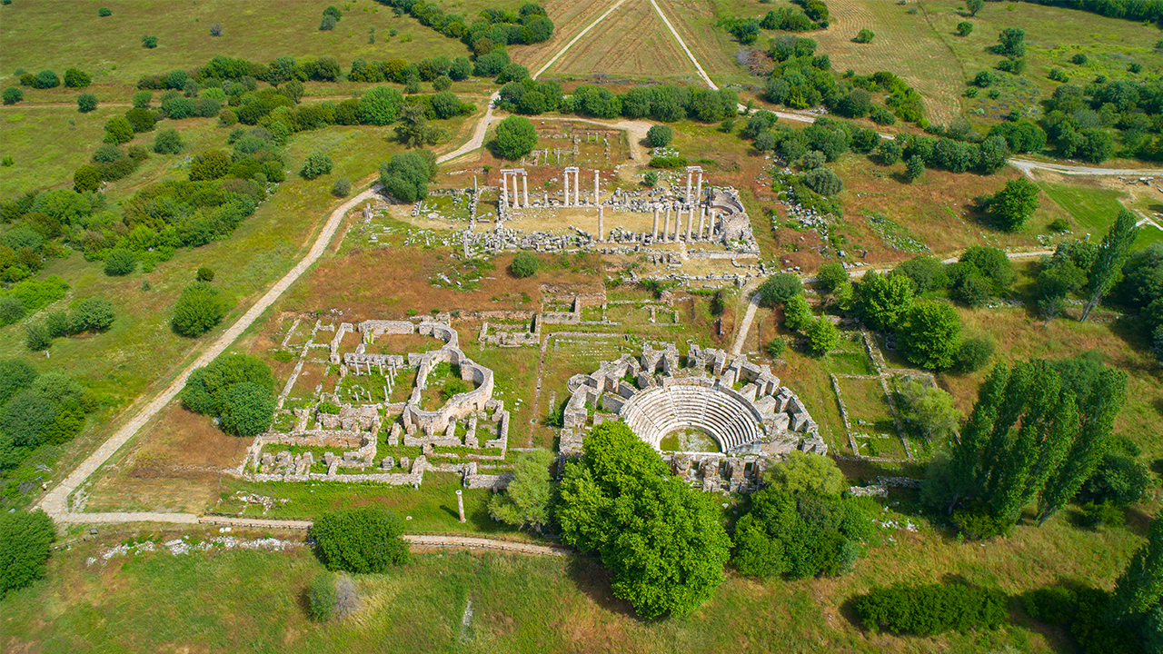 Afrodisias Antik Kentinin havadan görünümü